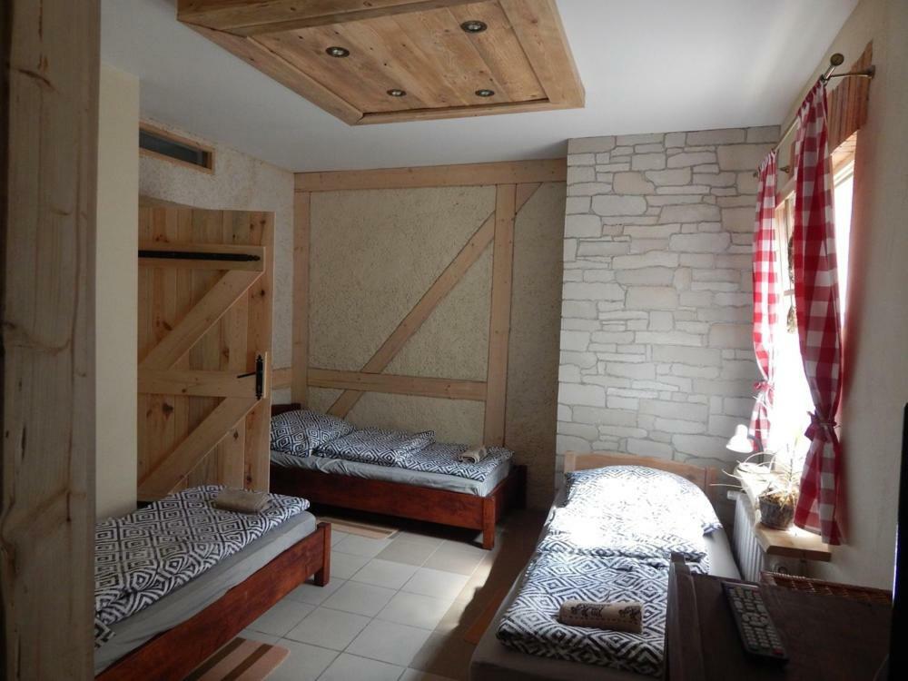 Pokoje Do Wynajecia Nowogrodziec Екстериор снимка